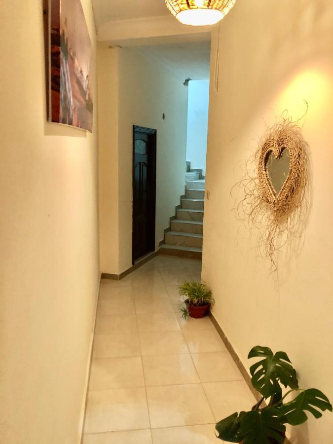 Moderno Apartamento En El Centro , A 3 Min Del Mar II Асила Экстерьер фото